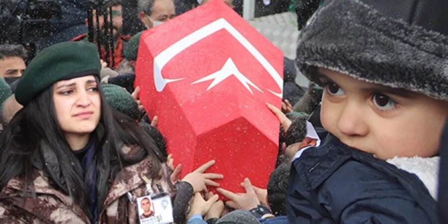 Şehit Birol İli'nin oğlu duygulandırdı: Babamın tabutu açılmıyor