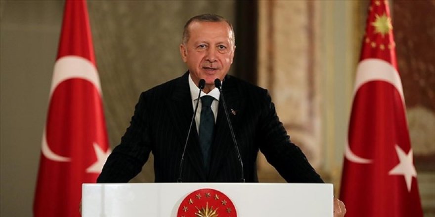 Erdoğan: Sanatçılarımızın emeğine sahip çıkıyoruz