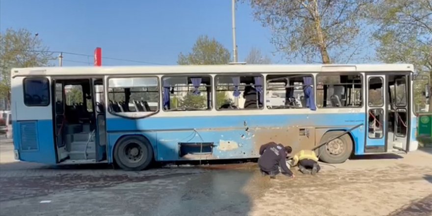 İKM'leri taşıyan otobüse saldırı: 1 personel şehit 4 yaralı
