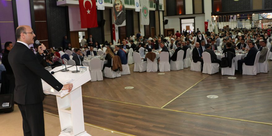 Talip Geylan: Teknik Aksamaların Faturası Öğretmenlerin Üç Kuruşluk Ek Dersinden Kesilemez!