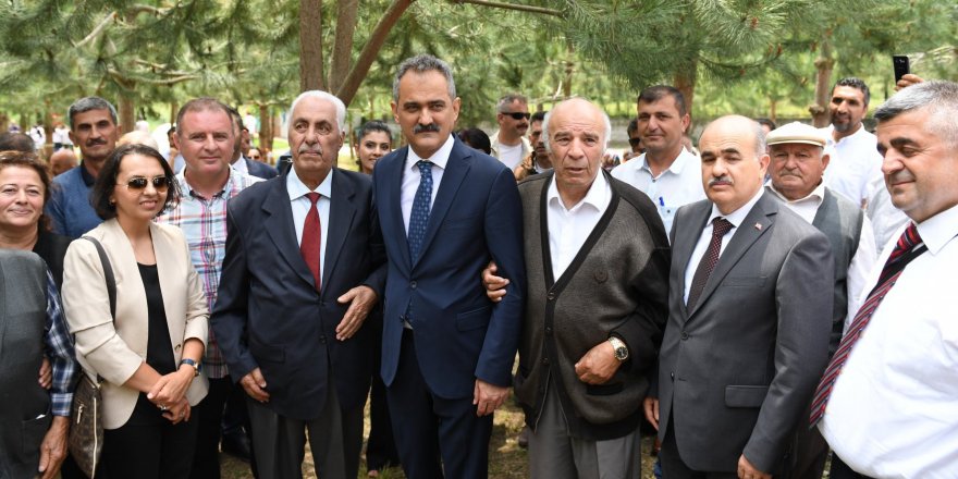 MEB'den Köy Okulları Projesi: Okul Değil Yaşam Merkezi!