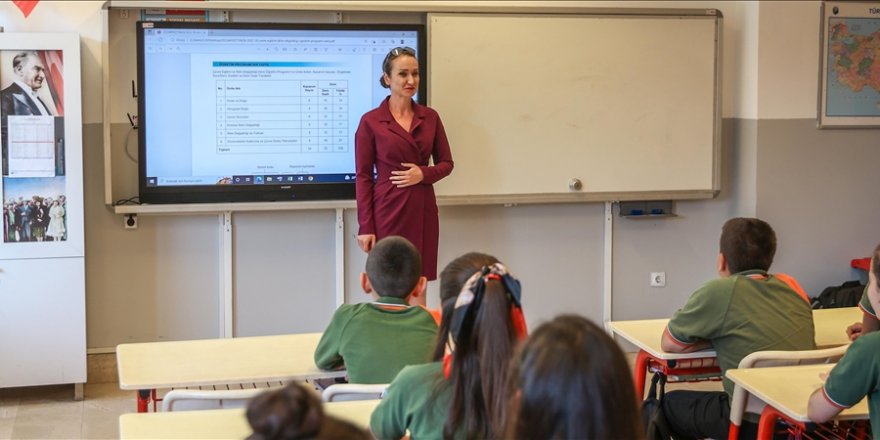 Ortaokullarda çevre eğitimi ve iklim değişikliği dersi başladı