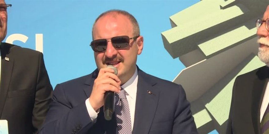 Bakan Varank'tan 'asgari ücret' açıklaması: Cumhurbaşkanımız güncellememiz lazım dedi