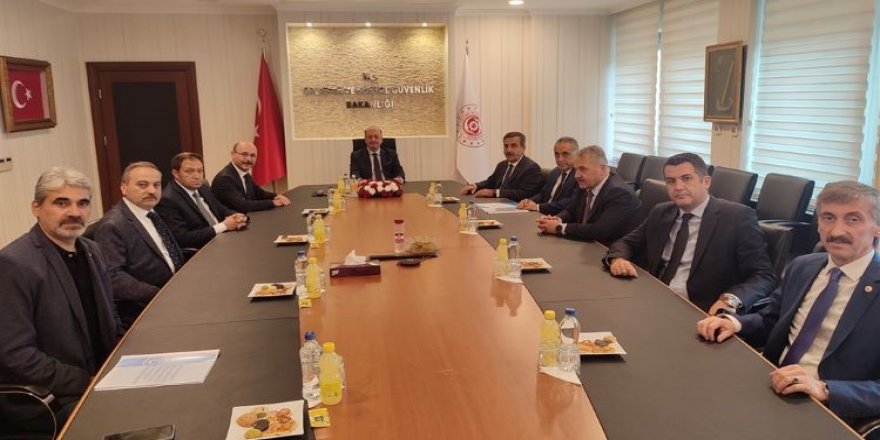 Türkiye Kamu-Sen'den Vedat Bilgin’e ziyaret