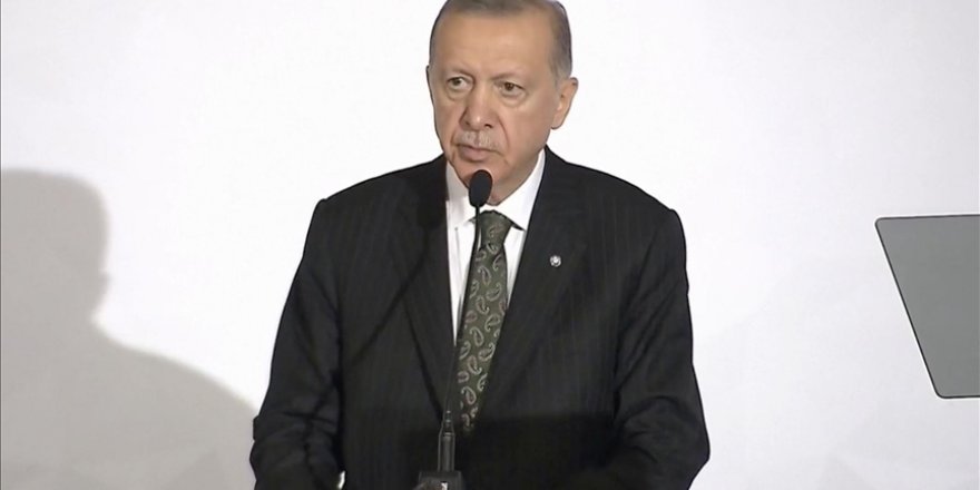 Erdoğan: Yaz stajı ücretini asgari ücret seviyesine yükseltiyoruz
