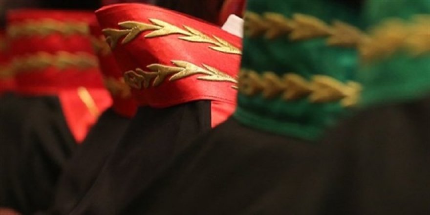 Hakimler hukuk ve ceza hakimi olarak ayrışıp, uzmanlaşacak