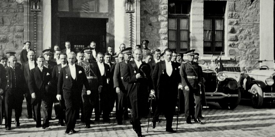 Talip Geylan: Cumhuriyet Milli Mücadelenin Haklı Mükâfatıdır!