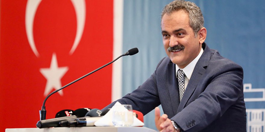 Bakan Özer: Öğretmenlerimizin koşullarını iyileştirmek için çırpınıyoruz