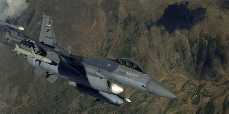 Konya'da askeri F-5 uçağı düştü