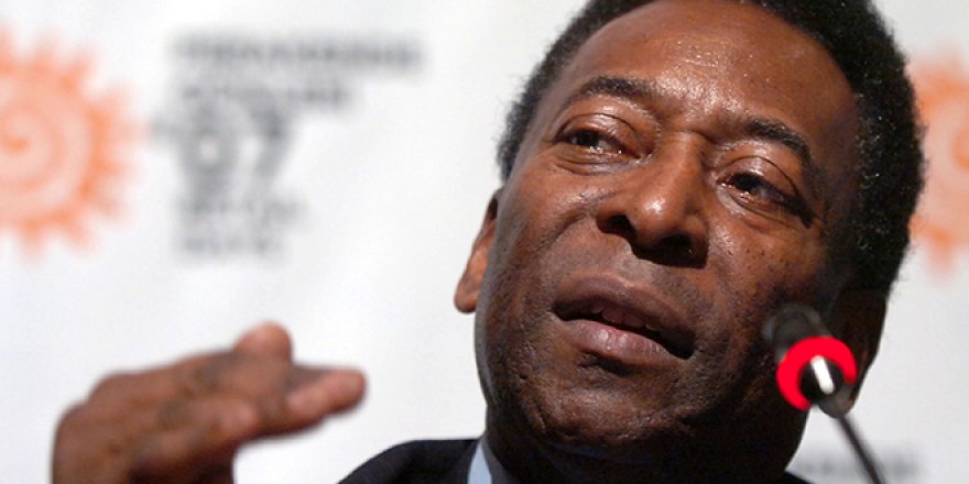Dünya futbolunun acı günü: Pele hayatını kaybetti
