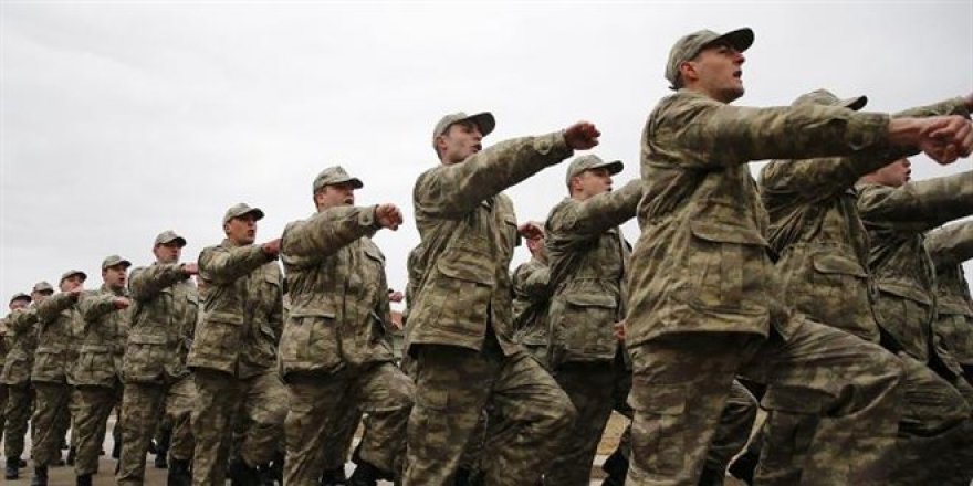 Yükümlü askerlerin mart ve nisan celpleri, mayısa ertelendi