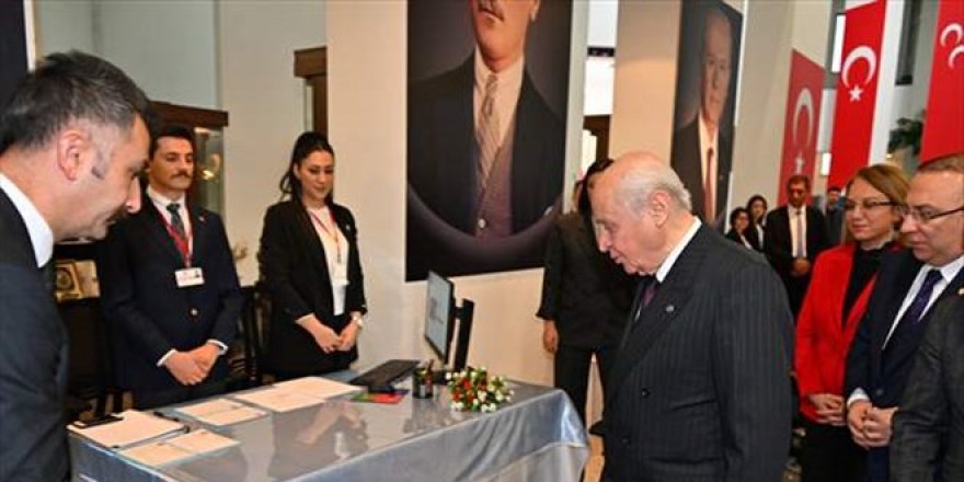 Bahçeli, milletvekilliği aday adaylığı başvurusunda bulundu