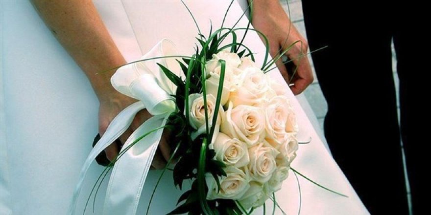 Yeni evlenen çiftlere 150 bin lira faizsiz aile kredisi