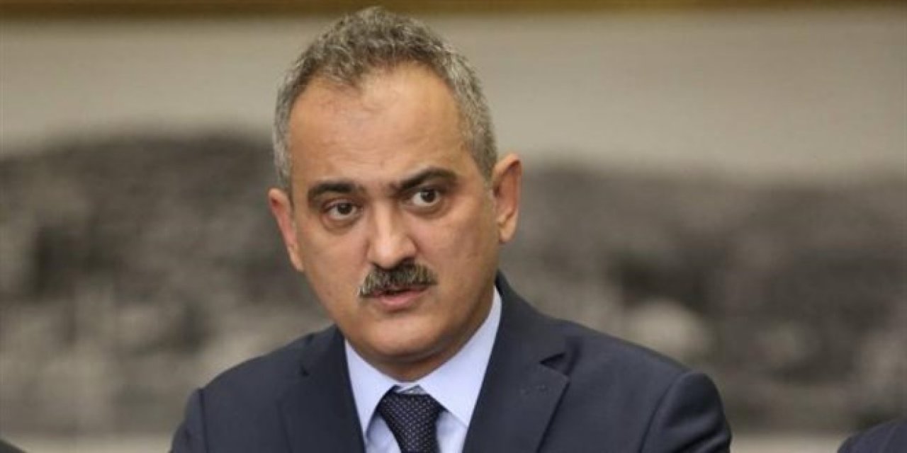 Bakan Özer: Depremzede öğrencilere telafi eğitimi verilecek