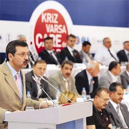 Krize çare aradılar karta taksit yerine ucuz kredi geliyor