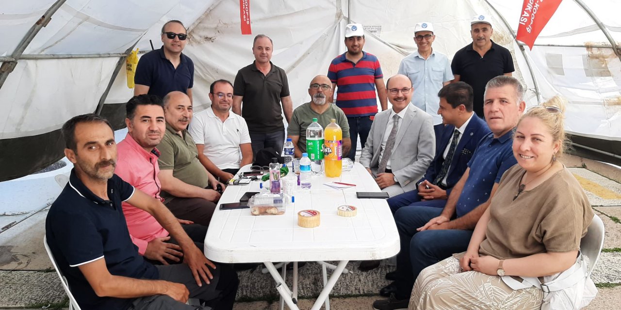 Personel Servislerini İptal Eden ODTÜ Rektörlüğüne Tepki