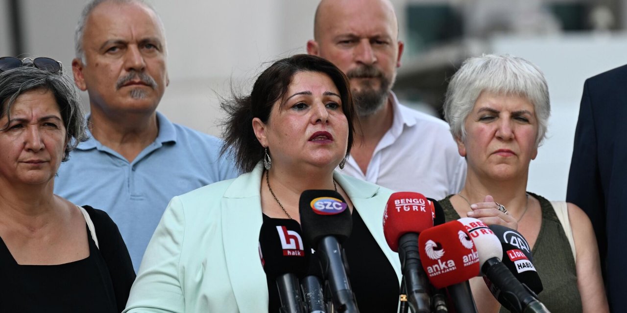 Memurlar 16 Ağustos'ta 1 günlük iş bırakacak!