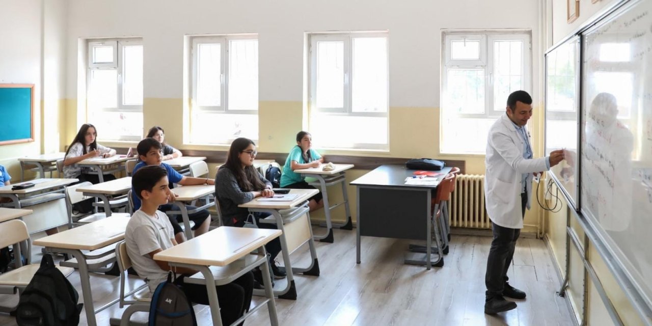 2023 Öğretmenlik Alanı, Atama ve Ders Okutma Esaslarında Değişiklik
