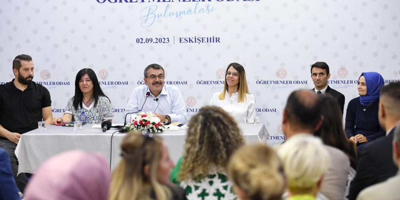 Yusuf Tekin'den, Öğretmenler Odası Buluşmasında 8 Maddelik Yeni Açıklama!