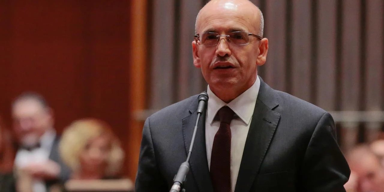 Bakan Şimşek Açıkladı: Kredi Kartı ve Kredilere Sınırlama Gelecek