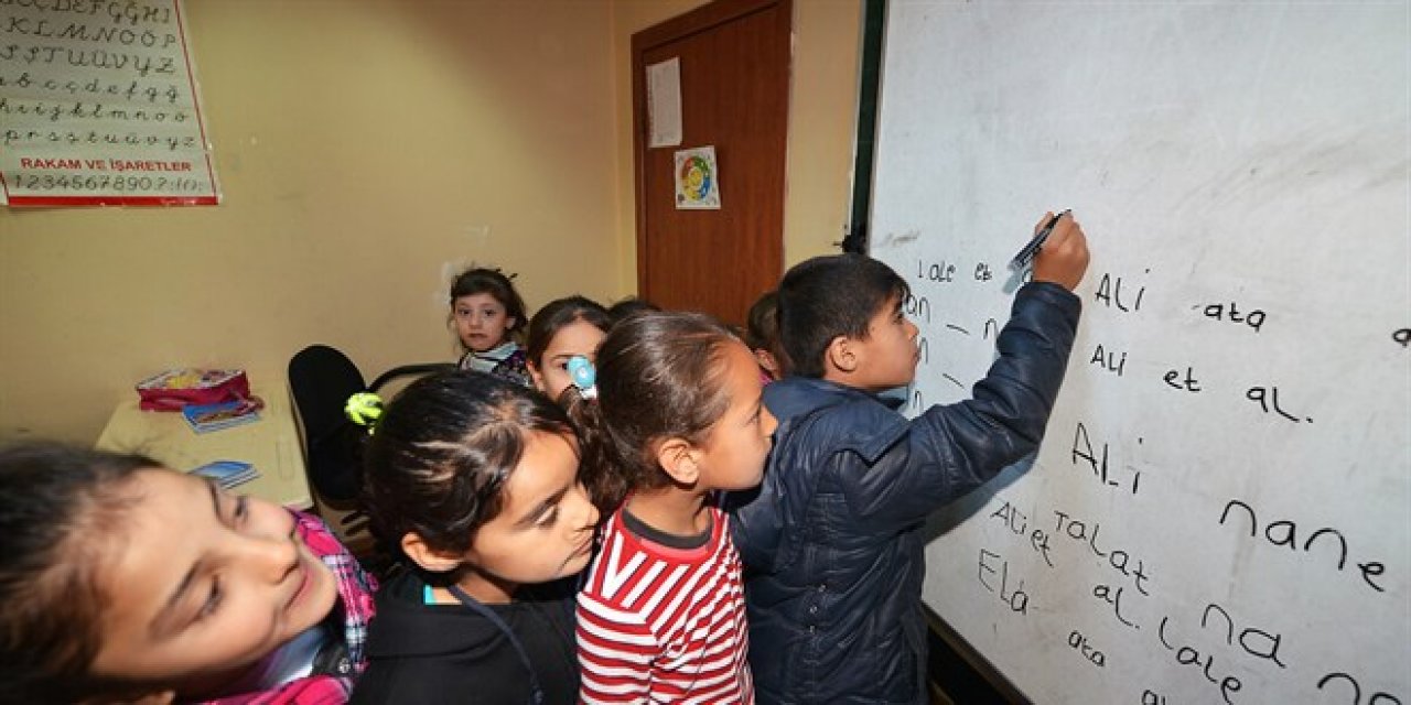 MEB Ara tatili kaldırılacak mı? Ara tatil yerine yeni tatil sistem yolda...