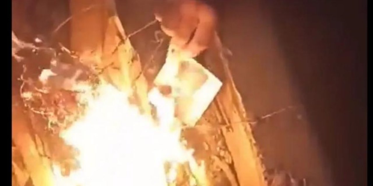 Atatürk'ün Fotoğrafını Yakan 3 Liseli Gözaltına Alındı!