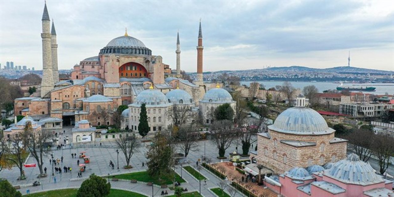 Ayasofya yabancı turistlere ücretli olacak