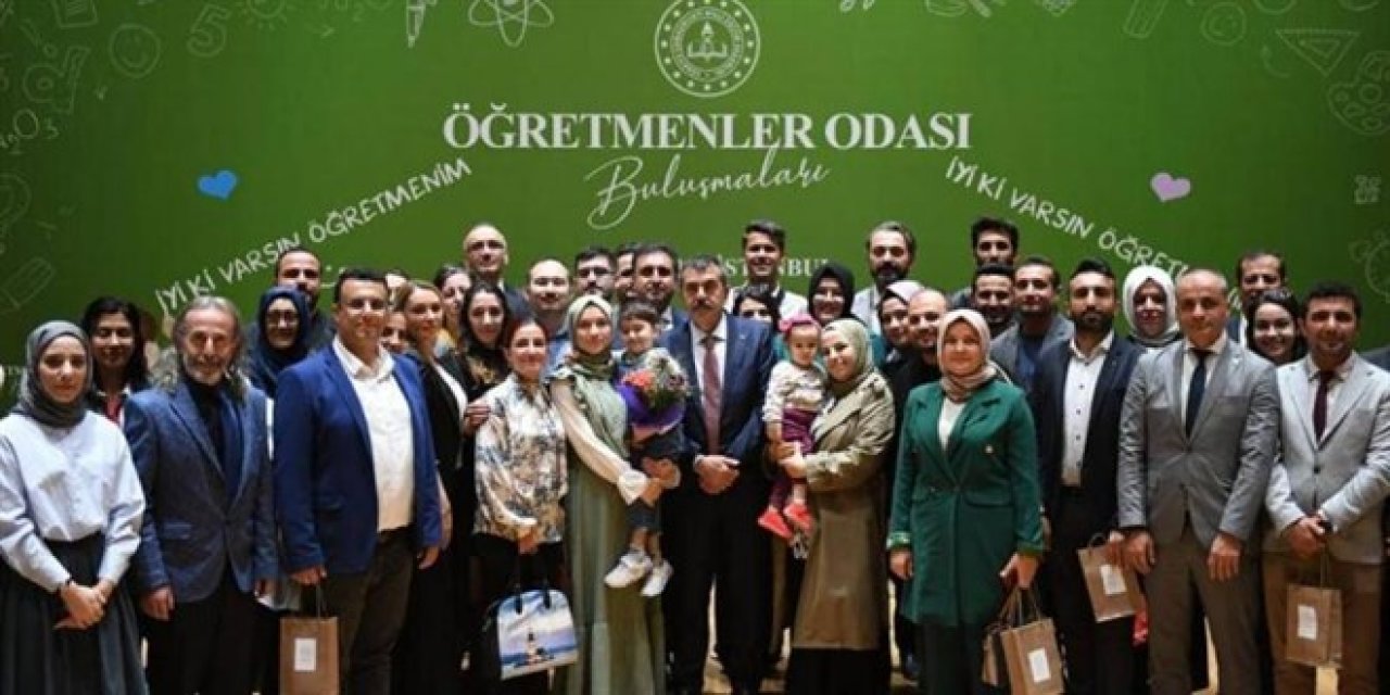 Bakanı Tekin: Müfredat değişikliği konusunda çalışmalar sürüyor