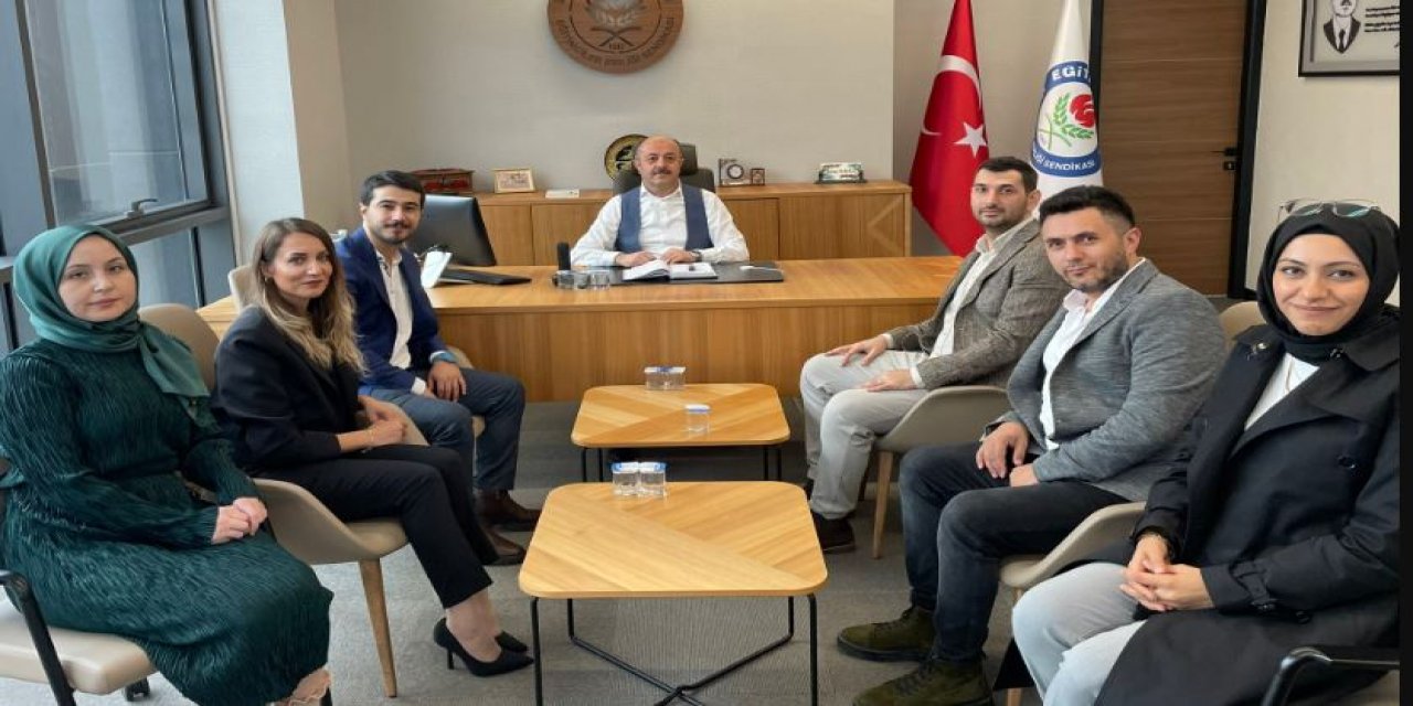 PİKTES Öğretmenleri Kadro İstiyor