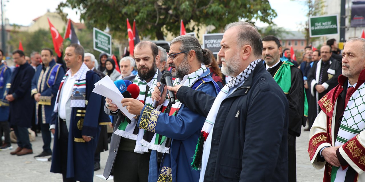 Üniversite çalışanları "Soykırıma hayır, Filistin’e özgürlük" için seslendi