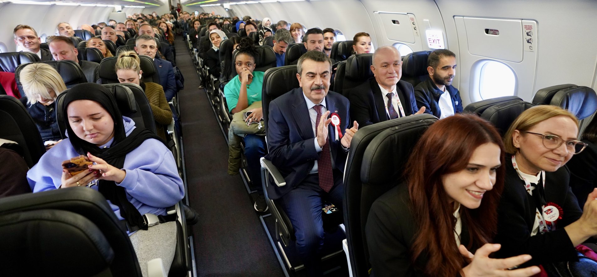 30 Bin Fitte Öğretmenler Günü Kutlaması