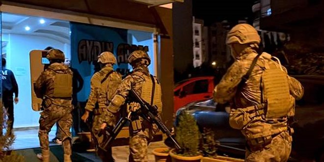 Mersin'de terör örgütlerine operasyon