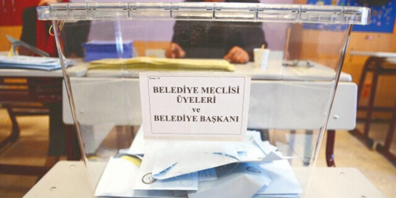 Yeni Şafak: FETÖ başta AK Parti olmak üzere bütün partilere sızıyor