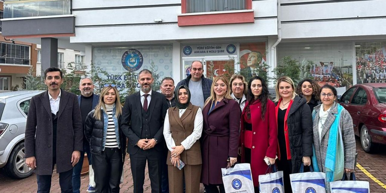 Merkez Kadın Komisyonundan Türk Eğitim-Sen Ankara 8 No’lu Şubeye Ziyaret!
