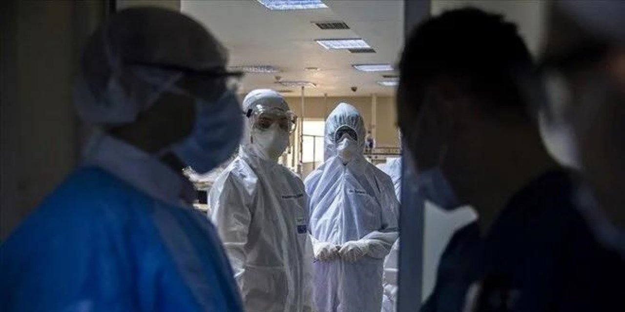 Bakan Koca ve Prof. Dr. Kara'dan uyarı: Türkiye 3 virüsün etkisi altında