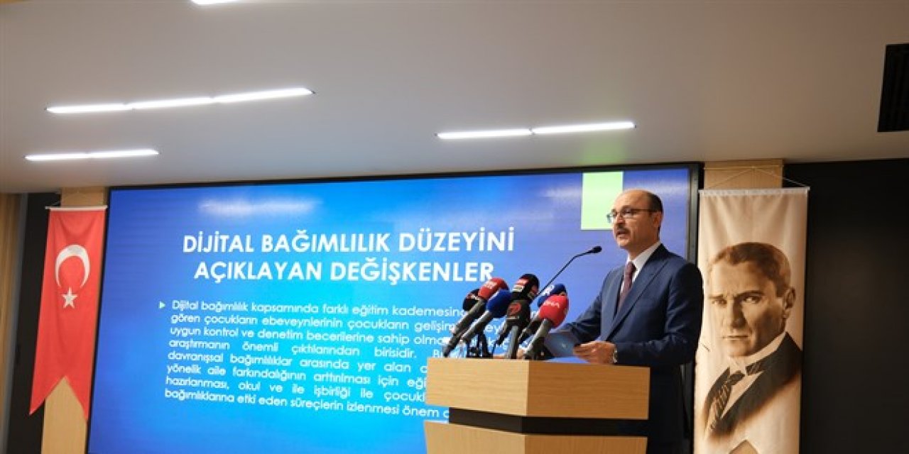 Talip Geylan: Dijital bağımlılık arttıkça, akademik başarı düşüyor!