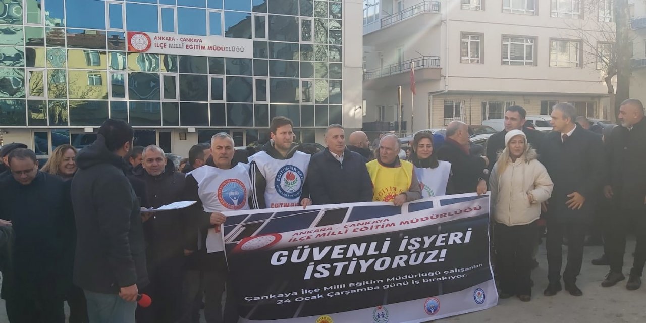 Çankaya İlçe Milli Eğitim'de Neler Oluyor? Çalışanlardan Ortak İş Bırakma Eylemi!