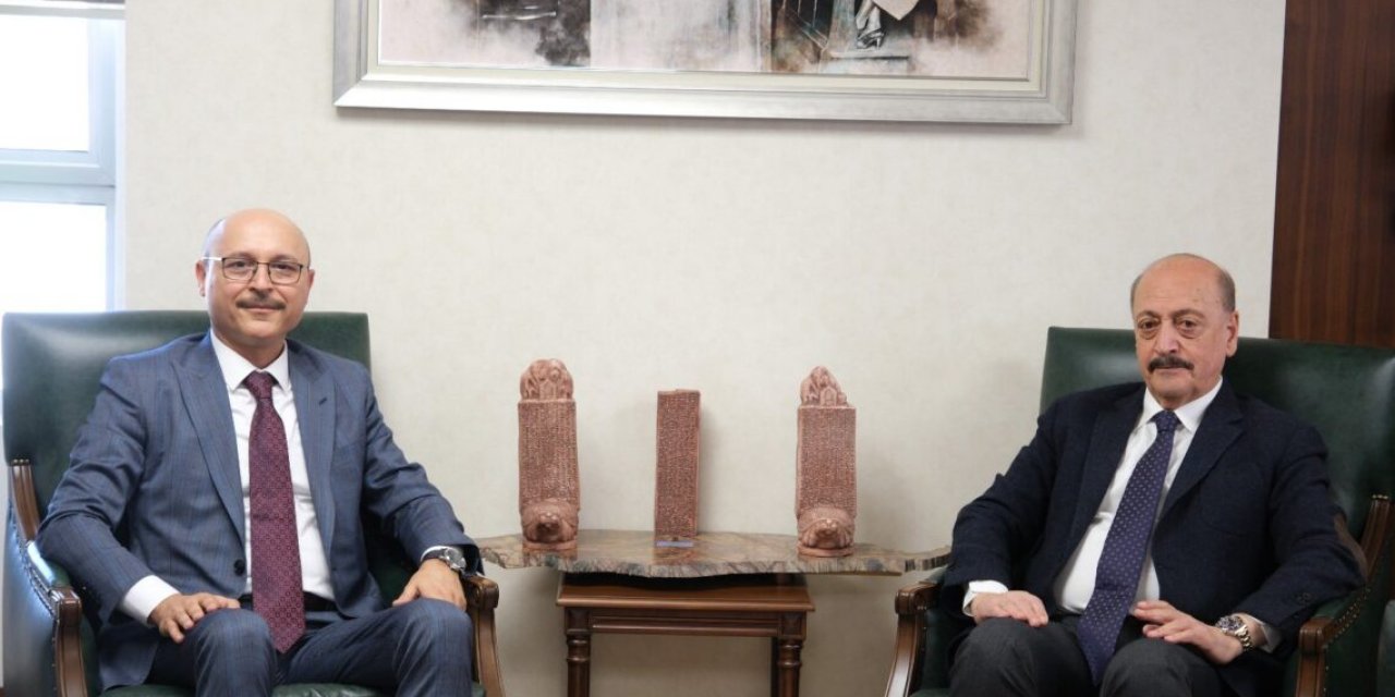 Eski Çalışma Bakanı Vedat Bilgin'den Türk Eğitim-Sen'e Ziyaret