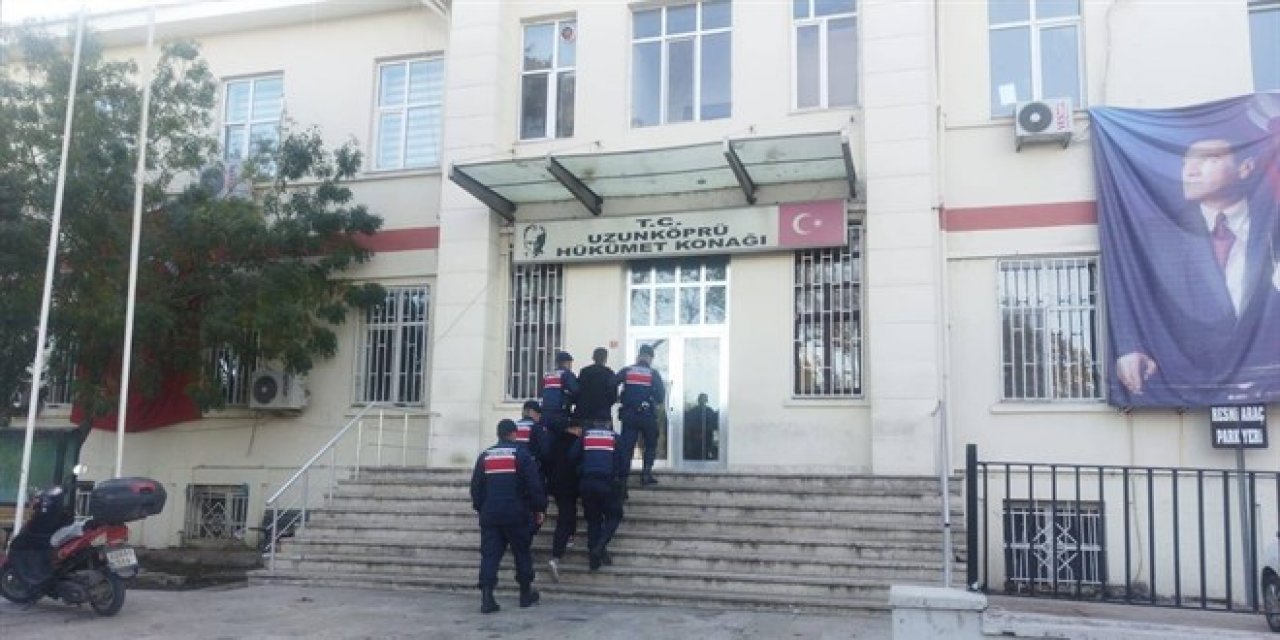 FETÖ'den ihraç emniyet müdürü ve eski askeri personel yakalandı