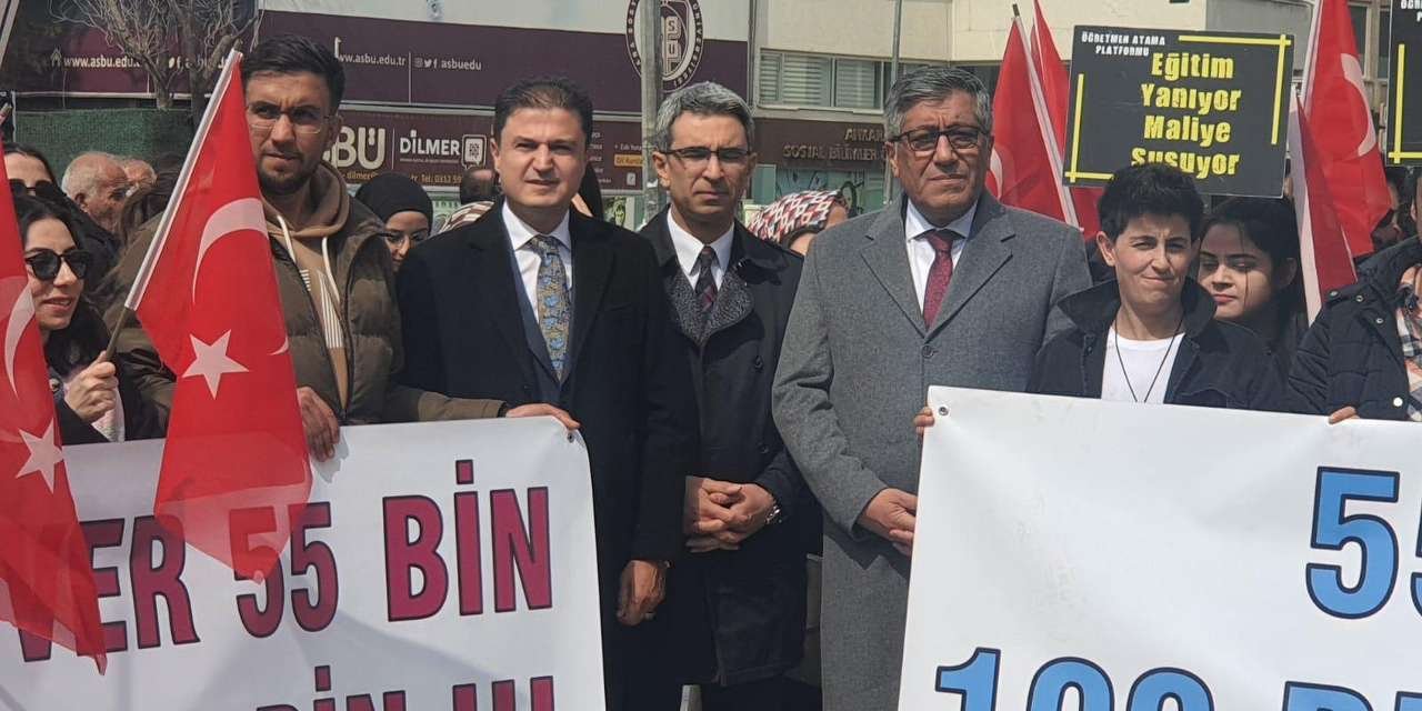 Türk Eğitim-Sen'den Atama Bekleyen Öğretmenlerin Eylemine Destek