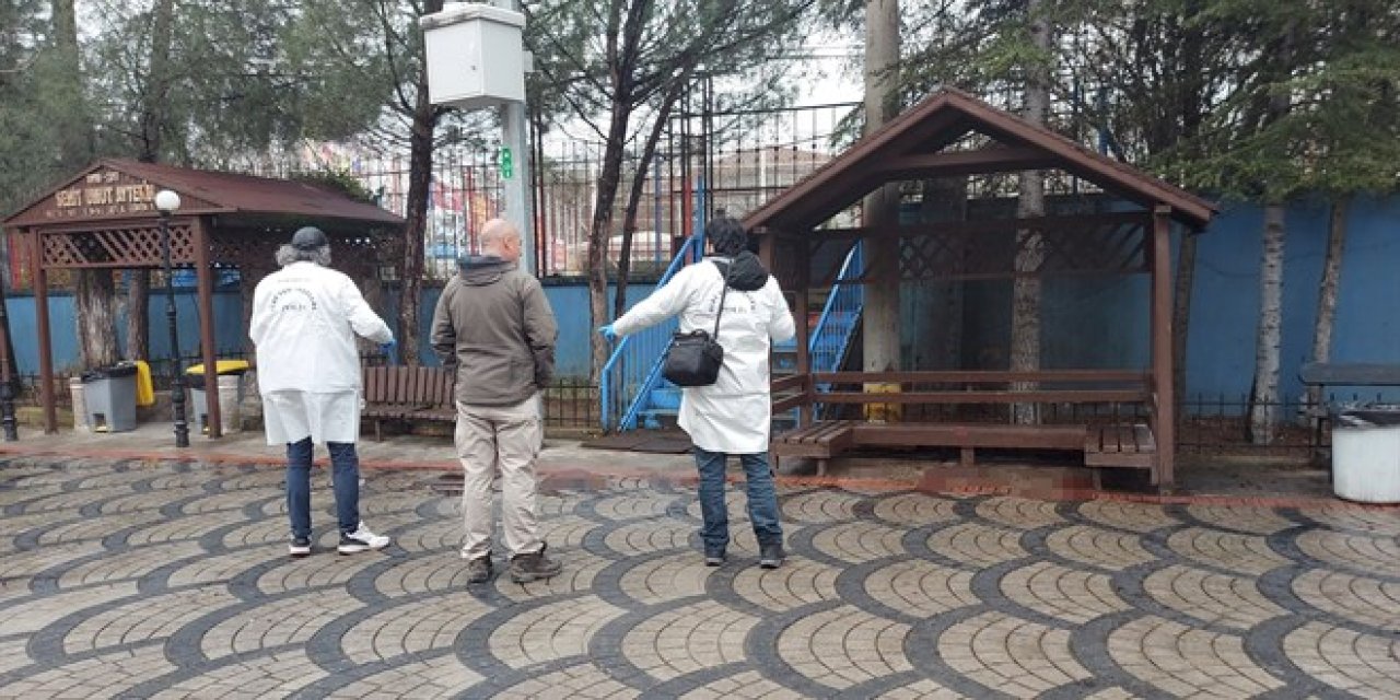 Bıçaklı kavgada 3 lise öğrencisi yaralandı