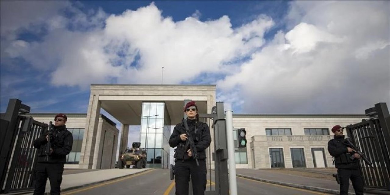 MİT, çocuklardan resim ve mektup istedi