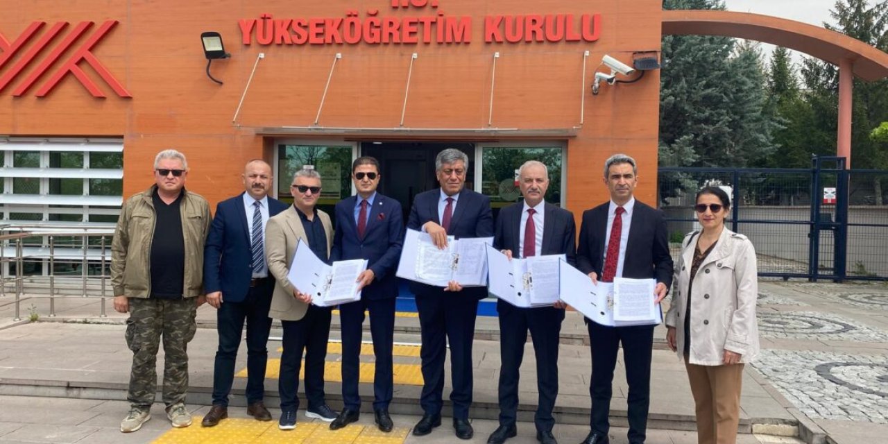 İdari Personelin Yer Değişikliği İçin Toplanan İmzalar YÖK’e İletildi!