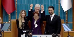 Son Dakika: Meral Akşener Gökhan Zan'a rozetini taktı