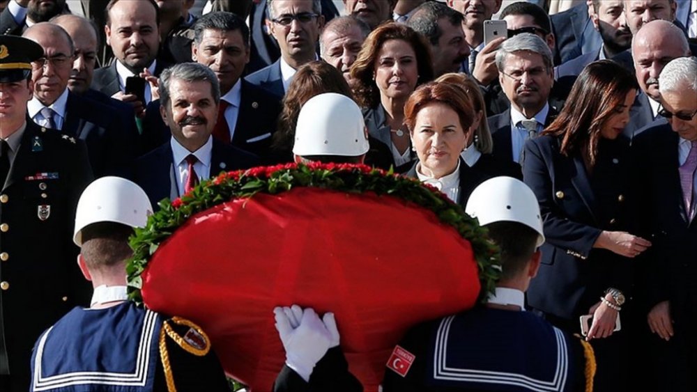 İyi Parti'den Anıtkabir ve Hacı Bayram ziyareti