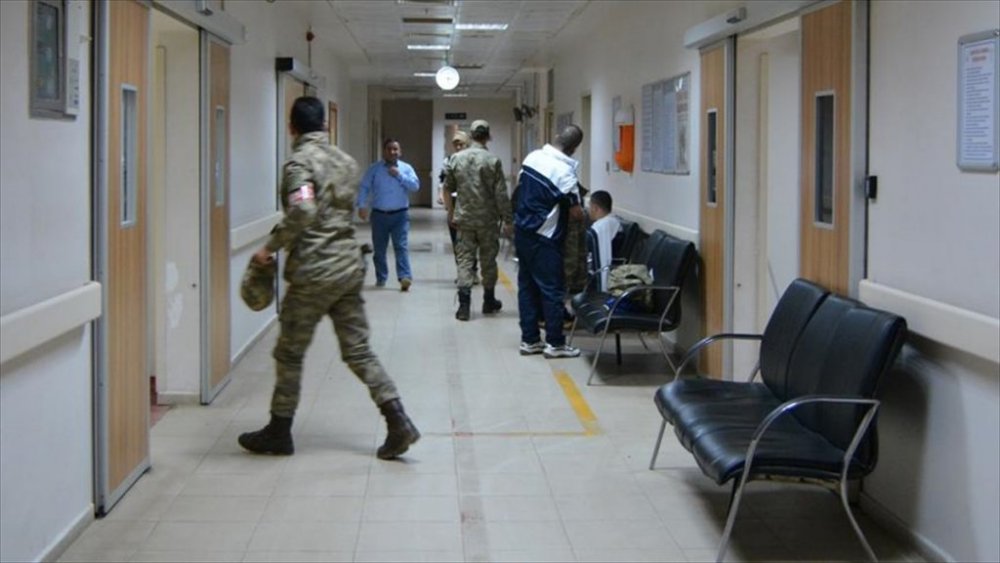 Gaziantep'te kışlada gıda zehirlenmesi şüphesi