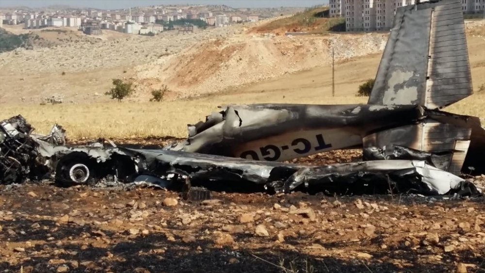 Adıyaman'da eğitim uçağı düştü