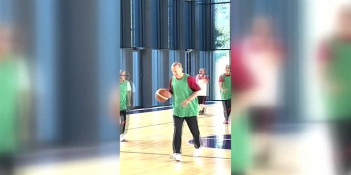 Erdoğan'ın basketbol oynarken görüntülerini paylaştı