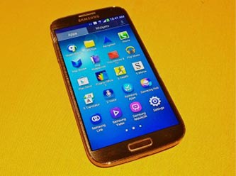 Samsung Galaxy S4 yeni görüntüleri yayınlandı